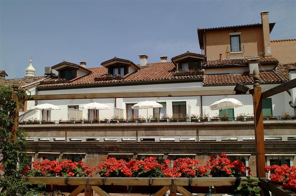 Hotel Bisanzio Veneza Exterior foto